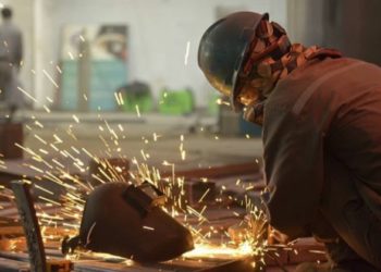 Realisasi Investasi Industri Manufaktur di Indonesia Tembus Rp216 Triliun