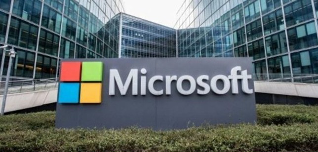 Microsoft Siap Investasi di Indonesia,  Jokowi Siapkan Regulasi Khusus
