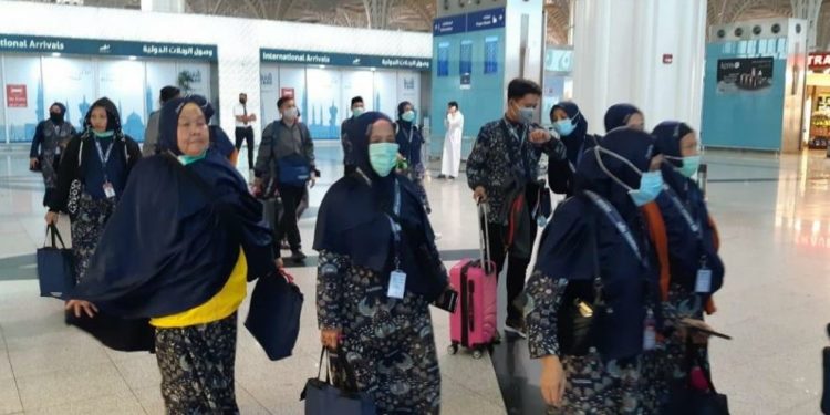 Gagal Masuk Arab Saudi, 1.117 Jemaah Umrah Akhirnya Tiba Kembali di Indonesia