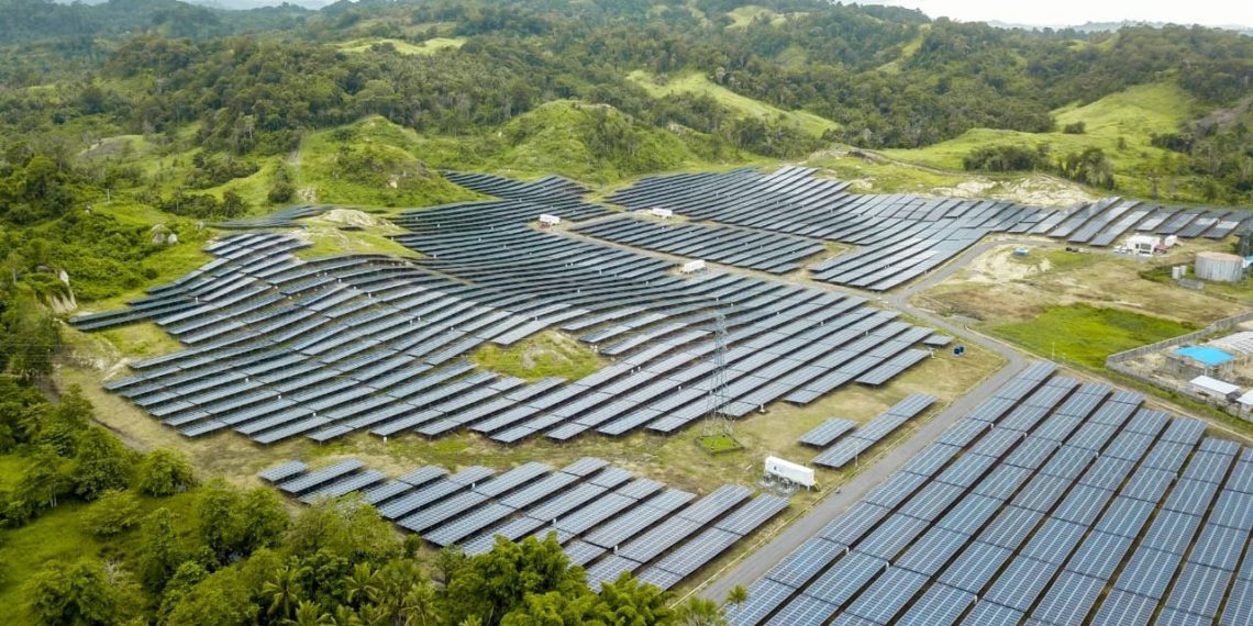 Pembangkit Listrik Tenaga Surya Terbesar Indonesia ada di Minahasa Utara  ﻿