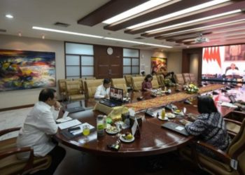 Cegah Resesi, Jokowi Bahas Kebijakan Moneter dan Fiskal Hadapi Pandemi Global Covid-19