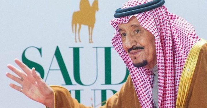 Virus Corona Menjangkiti 150 Anggota Kerajaan Arab Saudi, Raja Salman Isolasi Diri