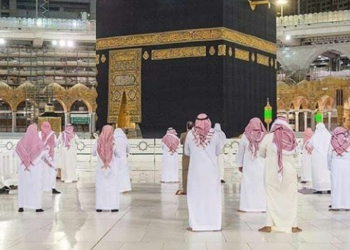Mekkah dan Madinah Tetap Gelar Shalat Tarawih
