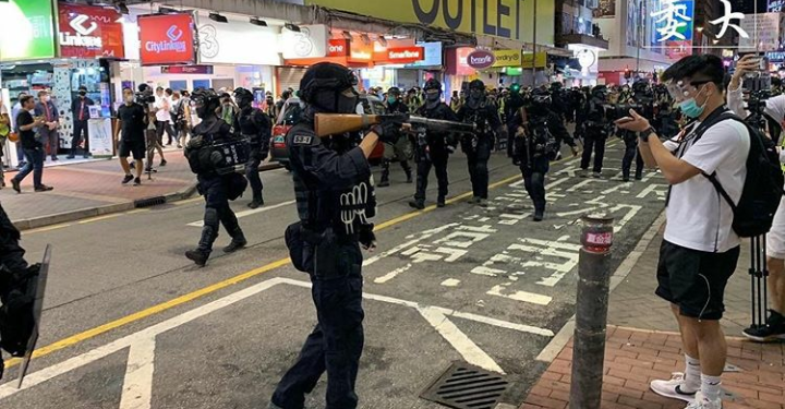Hong Kong Kembali Bergejolak, Polisi Memburu Para Demonstran