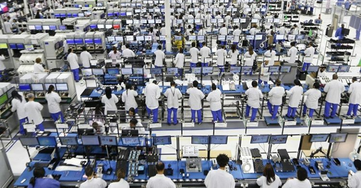 Efek Covid-19, Laba Foxconn Menurun Tajam
