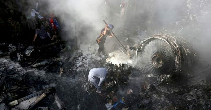 Kecelakaan Pesawat di Pakistan, 97 Jenazah Dievakuasi