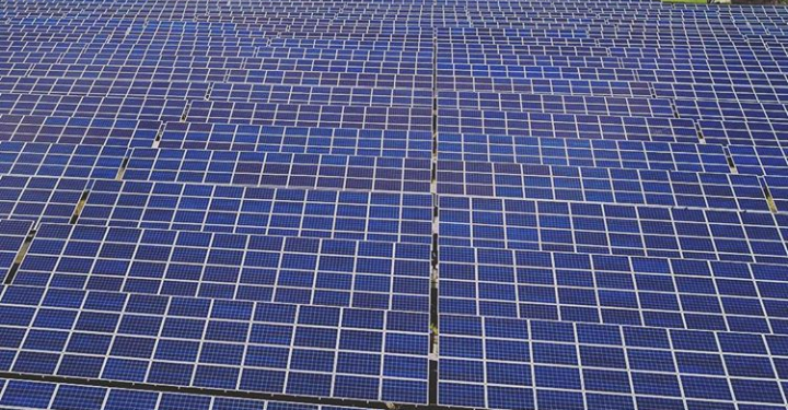China Pacu Peningkatan Target Energi Terbarukan