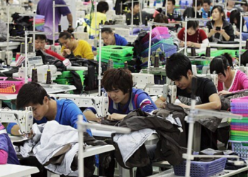Industri Tekstil China Mulai Tertekan