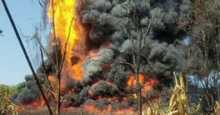 Ladang Minyak di India Terbakar Hebat, 2 Orang Tewas