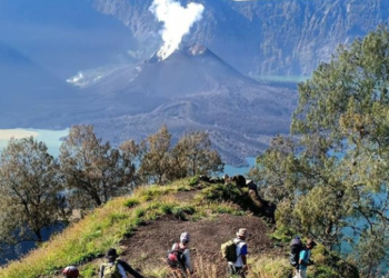 Wisata Alam Gunung Rinjani Siap Dibuka Kembali