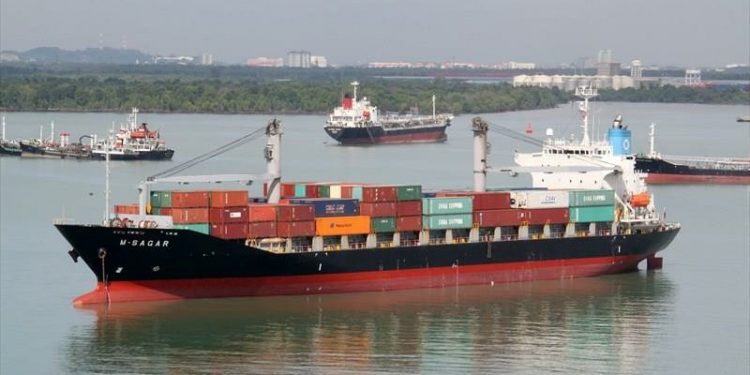 Gorontalo Kapalkan 12.400 Ton Jagung ke Filipina