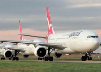 Qantas Pangkas Ribuan Karyawan dan Kandangkan Ratusan Pesawat
