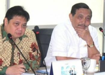 Beranikah Jokowi Reshuffle Luhut dan Airlangga?