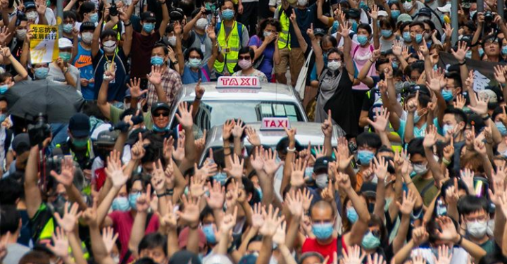 UU Keamanan Baru Berlaku, Polisi Tangkap Lebih dari 300 Demonstran Hong Kong