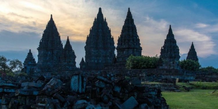 Candi Prambanan dan Ratu Boko Siap Menyambut Wisatawan