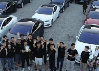 Penjualan Mobil Listrik Tesla Meledak di Korea Selatan