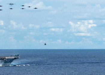 China tak Berkutik atas Aksi AS Kirim Dua Kapal Induk di Laut China Selatan