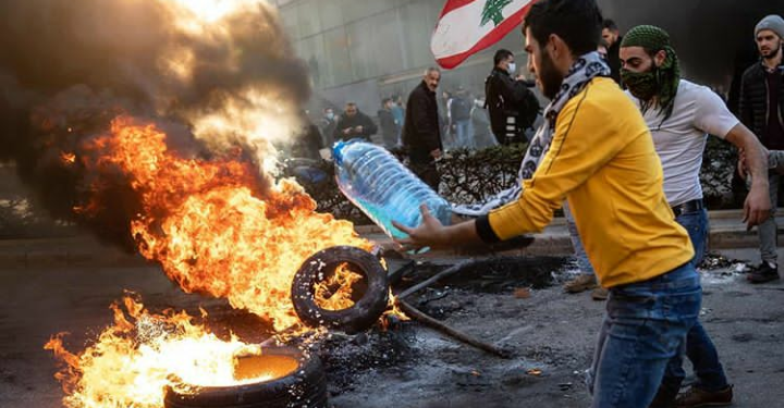 Pasca Ledakan di Beirut, Seruan Revolusi Menggema di Lebanon
