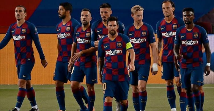 Messi Fantastis, Barcelona Akhiri Perjalanan Napoli di Liga Champions