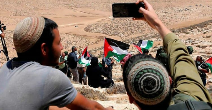Brutalnya Israel, Hancurkan Satu Desa di Palestina