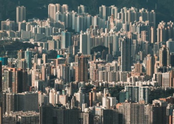 Warga Hong Kong Mulai Pertimbangkan Pindah ke Inggris