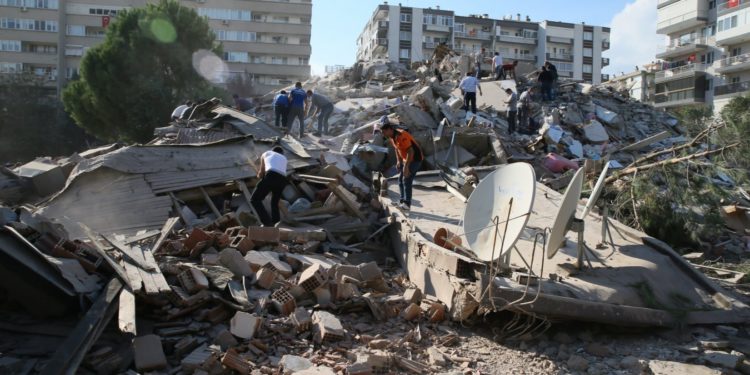 GEMPA TURKI: 24 Jiwa Meninggal, 804 Orang Terluka