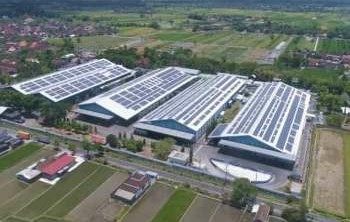 Dibangun Total Solar DG South East Asia, PLTS Atap Danone-Aqua Resmi Operasi