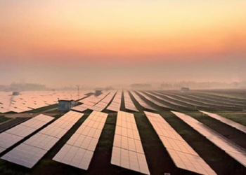JA Solar Pasok Modul Surya ke PLTS PV Terapung di Spanyol dan Malaysia