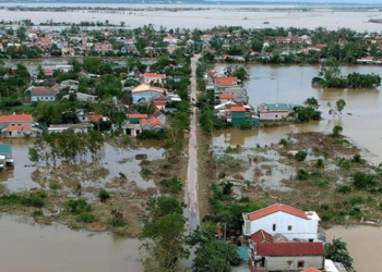 Banjir dan Longsor, 90 Orang Tewas di Vietnam