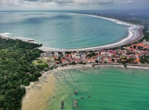 Deretan Pantai Eksotis di Indonesia yang Digemari Wisatawan Dunia 2