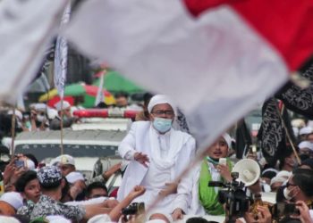 Imam Besar FPI Habib Rizieq Gaungkan Revolusi di Indonesia