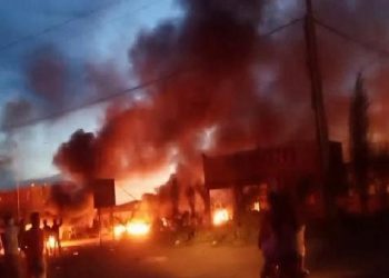 Fasilitas Perusahaan China PT VDNI di Konawe Dibakar Massa