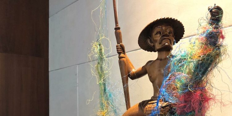 Indonesia Gelar Pameran Seni Rupa Bertajuk “Weaving the Ocean” di Bali