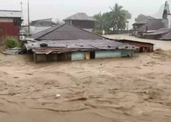 Pasca Gempa Magnitudo 7,1, Banjir Lumpuhkan Kota Manado