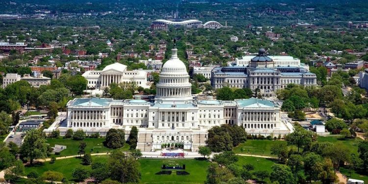 AS Tutup Pintu Masuk Wisatawan Global dari 30 Negara