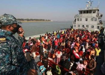 Bangladesh Relokasi Ribuan Pengungsi Rohingya ke Pulau Kosong