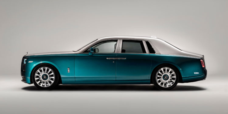 Rolls-Royce Phantom ‘Iridescent Opulence’ Meluncur di Timur Tengah