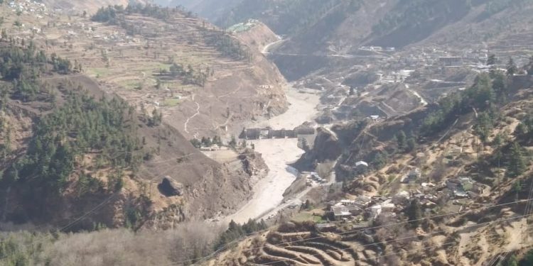 Longsor Gletser Himalaya Hantam Bendungan di India, Puluhan Orang Diduga Tewas