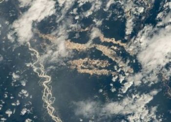 NASA Abadikan Foto Sungai Emas di Hutan Amazon