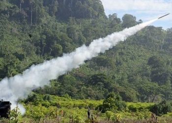 Indonesia Perkenalkan R-Han 122B, Kendaraan Tempur Peluncur Roket