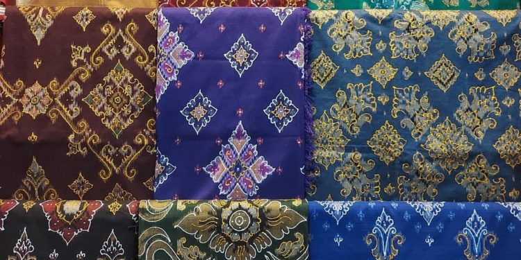 Dior Dukung Tenun Endek Bali Dipasarkan di Seluruh Dunia