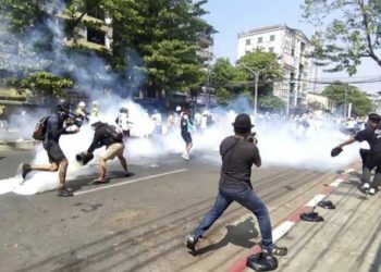 Myanmar Kian Membara, 20 Demonstran Terluka Ditembaki Pasukan Keamanan