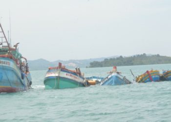 Indonesia Tenggelamkan 10 Kapal Vietnam dan Malaysia Pelaku Illegal Fishing