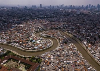 Mitigasi Banjir, Jakarta Siapkan Rp5 Triliun Normalisasi Sungai Ciliwung