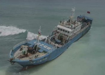 Kapal Ikan China yang Mengangkut 130 Ton Minyak Karam di Perairan Mauritius