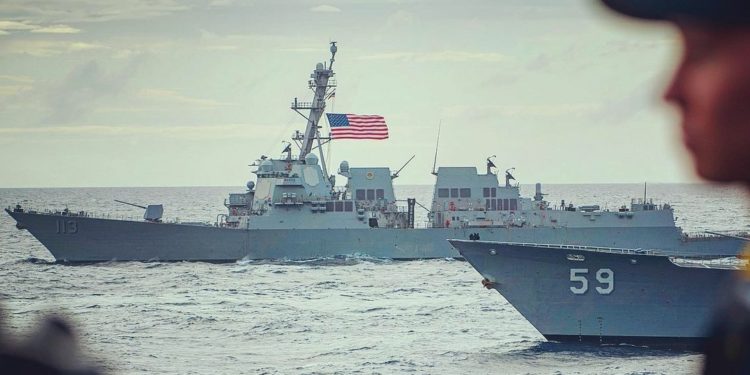 Perang Lawan China, AS Mobilisasi Kapal Perang Perusak Rudal ke Selat Taiwan