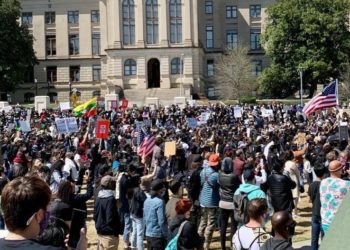 Ratusan Massa di Atlanta Protes Kejahatan Rasial pada Warga Asia-Amerika
