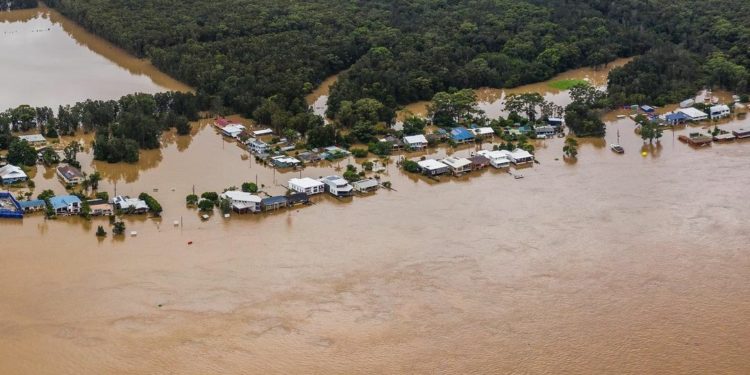 Sungai Meluap, Australia Diterjang Banjir Terparah dalam 60 Tahun