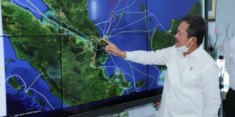 Alur Pipa dan Kabel Bawah Laut Hambat Pemanfaatan Ruang Laut Indonesia