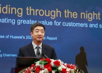 Ditekan AS, Pendapatan Huawei Melejit USD136,7 Miliar